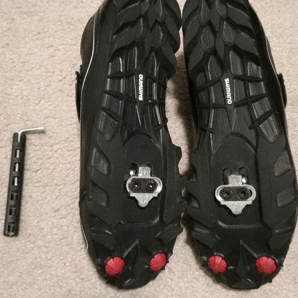Shimano cycling shoes - Picture 2 of 3